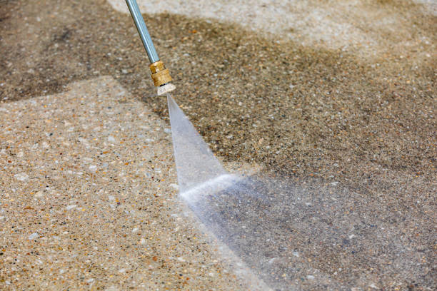 Best Graffiti Removal Services in Newark, NY