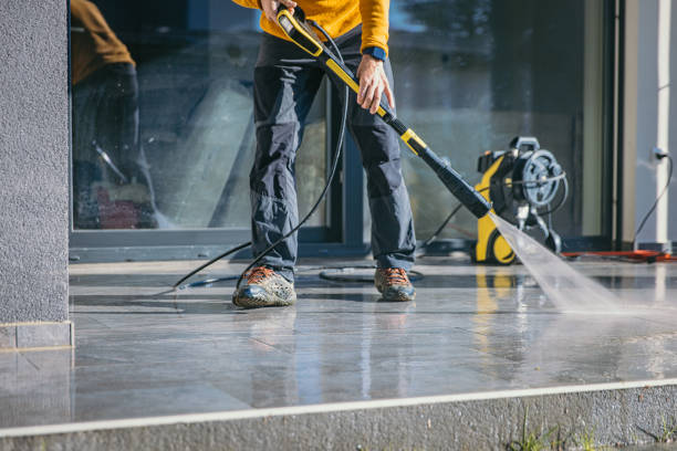 Best Pool Deck Cleaning in Newark, NY